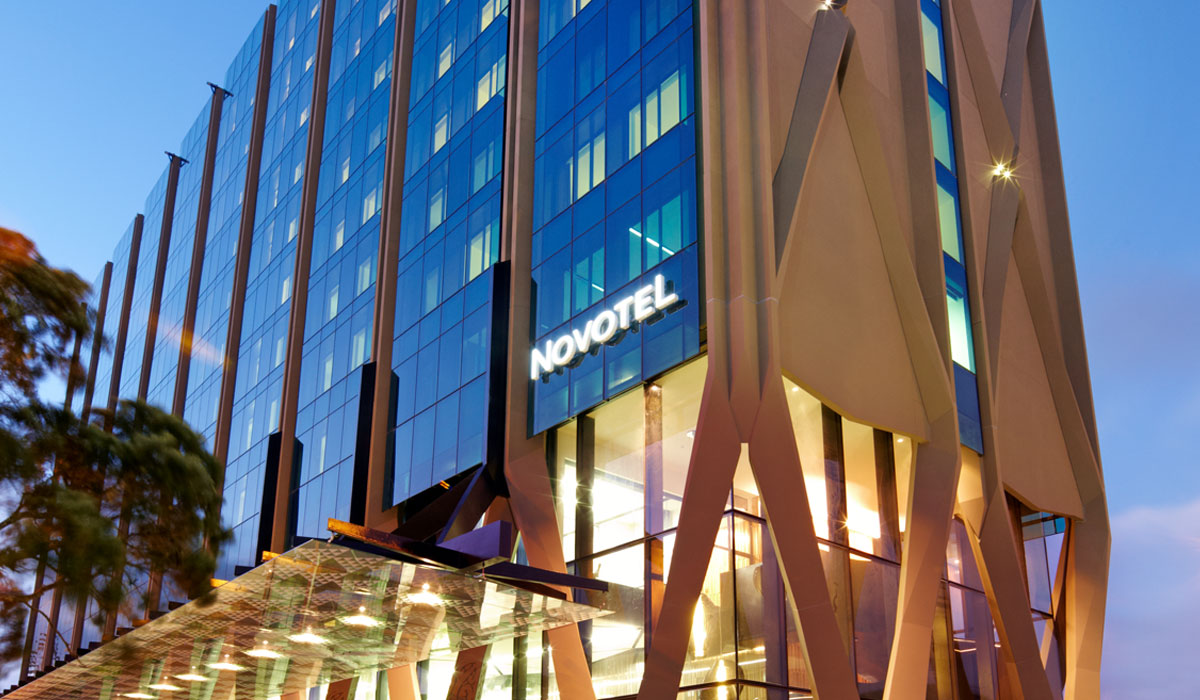 Novotel AKL Airport 01