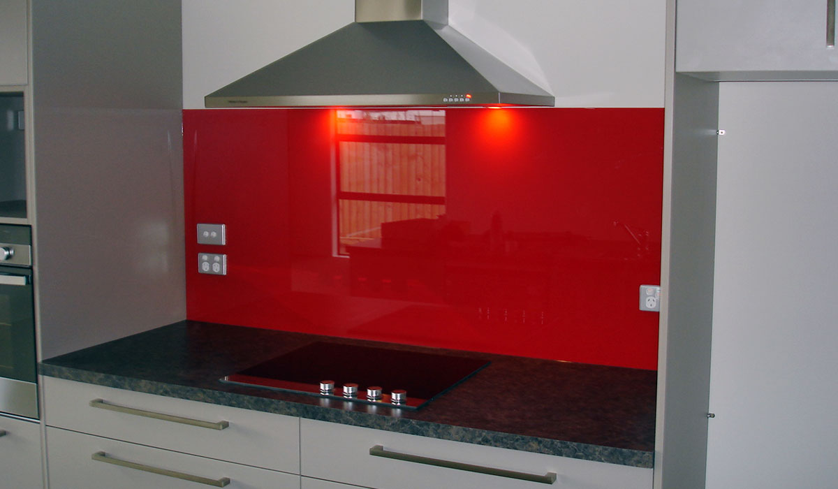 Splashback Red 01