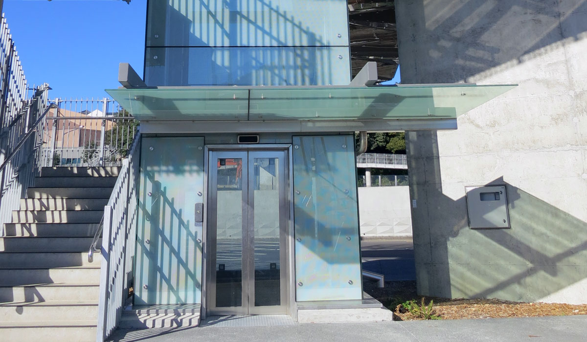 Jacobs Ladder - Lift Shaft
