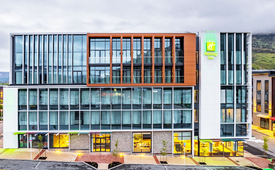 Lakeview Gardens Queenstown Hotel+Retail 004