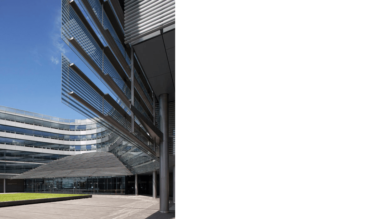 UOA Business School 1 03