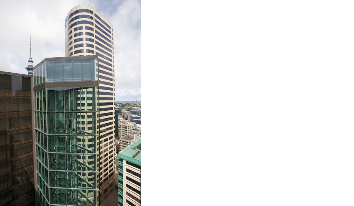 Stamford Plaza Aprt. 05 (1)