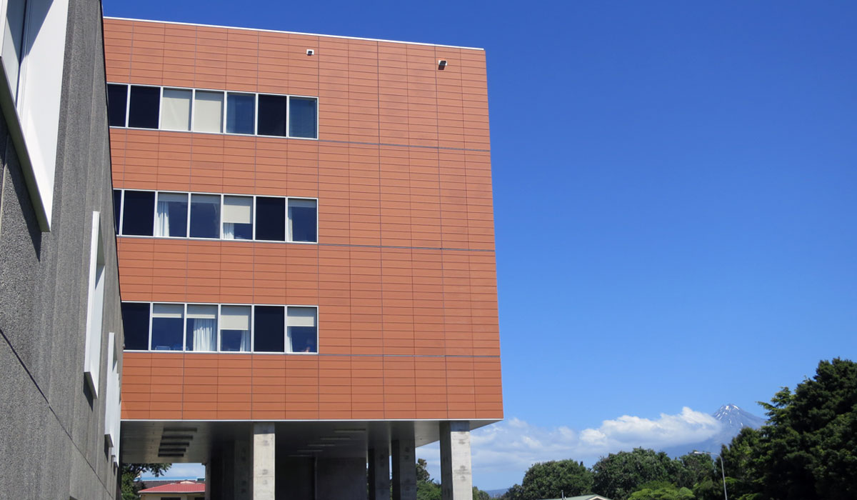 Taranaki Base Hospital 03